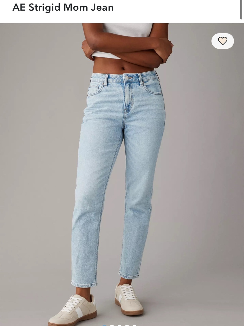 American Eagle Strigid Mom Jeans